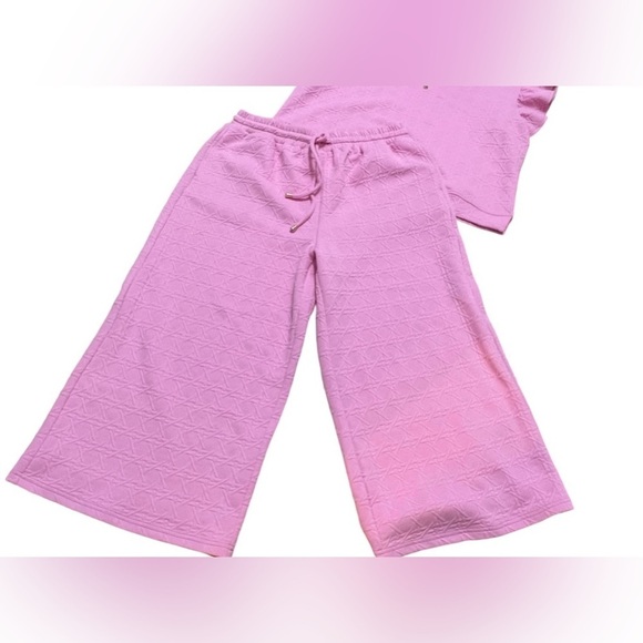 SSYS The Claire Set In Cane Pink
Quilted Pink Size Large - Picture 3 of 5